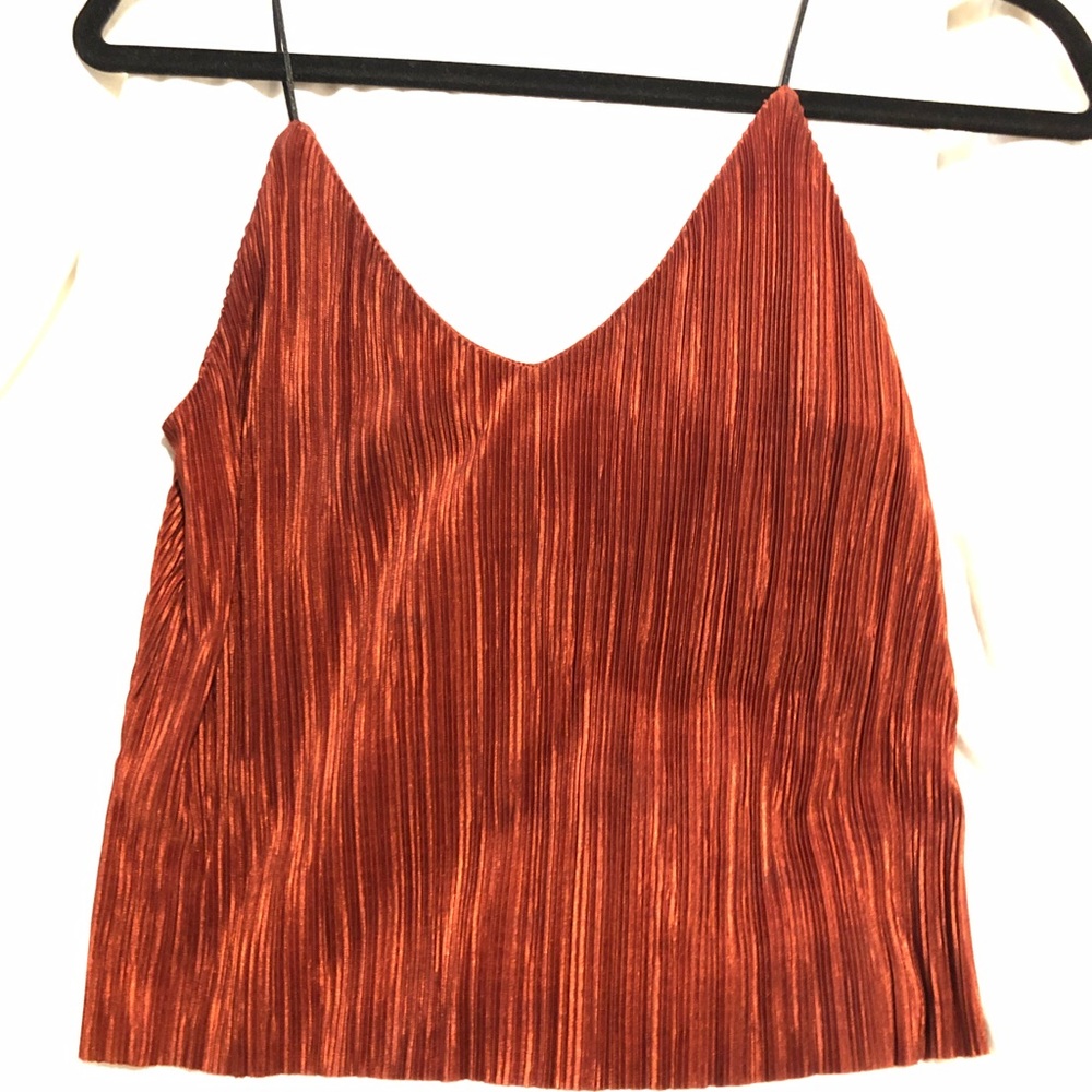 A fancy-ish tank in a rich dark copper color, UO